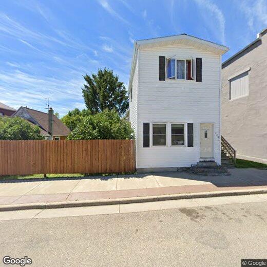 Foto principal - 229 Cedar St