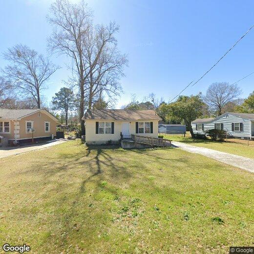 Primary Photo - 225 Evergreen St