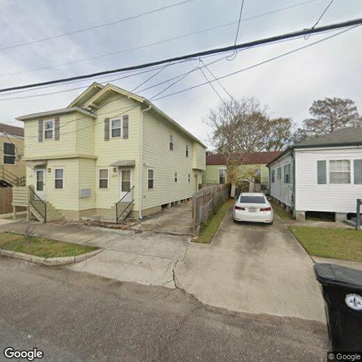 Primary Photo - 8209 Apple St