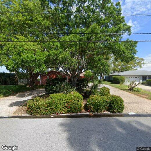 Primary Photo - 7156 Shore Dr S
