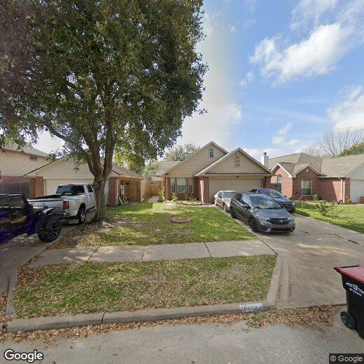 Foto principal - 15927 Riverside Grove Dr