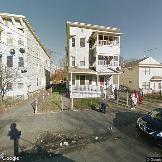 390 Wood Ave, Bridgeport, CT 06605 Townhome Rentals in Bridgeport CT