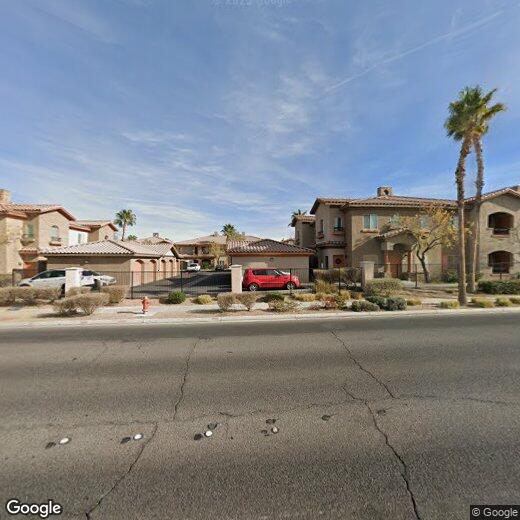 Foto principal - 7701 W Robindale Rd