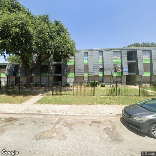 Primary Photo - 2911 Clydedale Dr