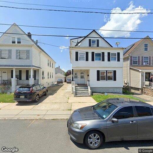 125 Lowell St Unit 1st, Carteret, NJ 07008 Room for Rent in Carteret