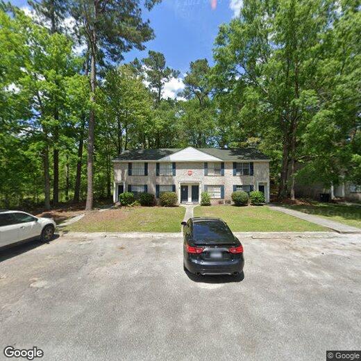 Primary Photo - 300 Crestview Dr