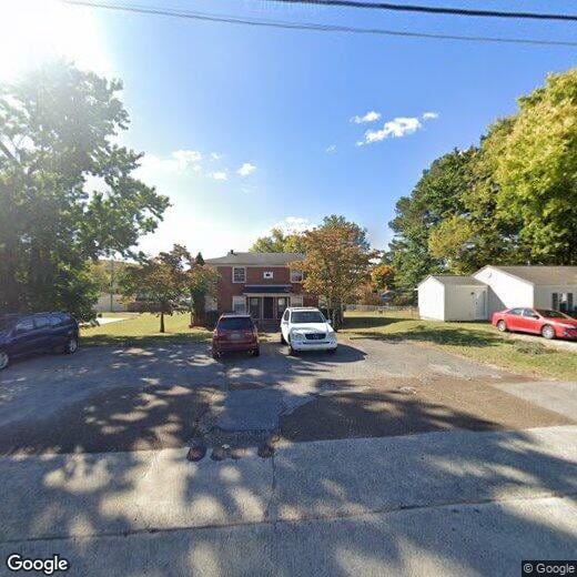 Primary Photo - 1512 Oakwood Ave NE