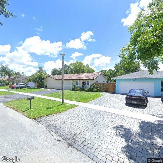 Foto principal - 5112 SW 87th Terrace