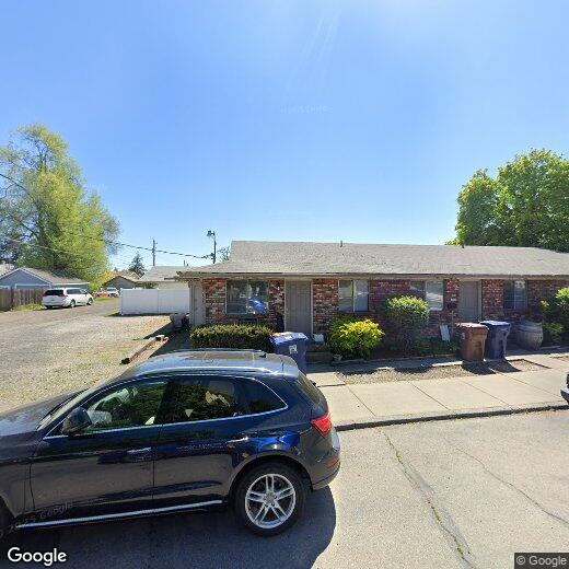 Primary Photo - 2004-2008 E Rowan Ave