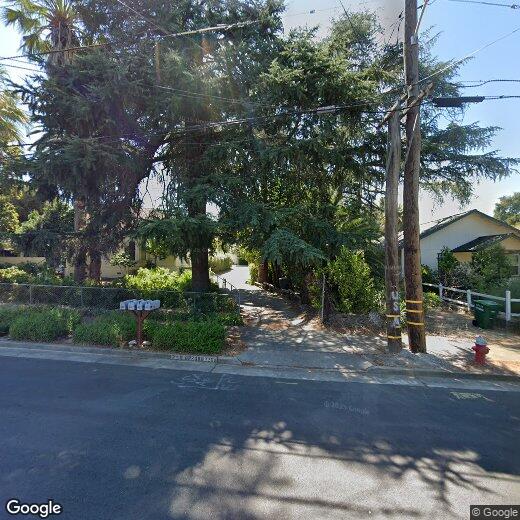 2206 Waldon St, Redding, CA 96001 House Rental in Redding, CA