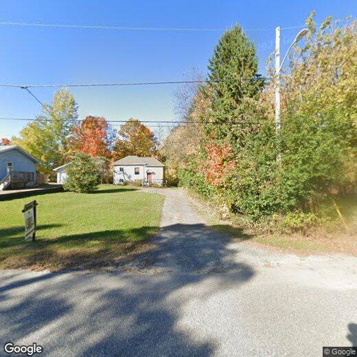 36 W Elliott St, Huntsville, ON P1H 1W2 House for Rent in Huntsville