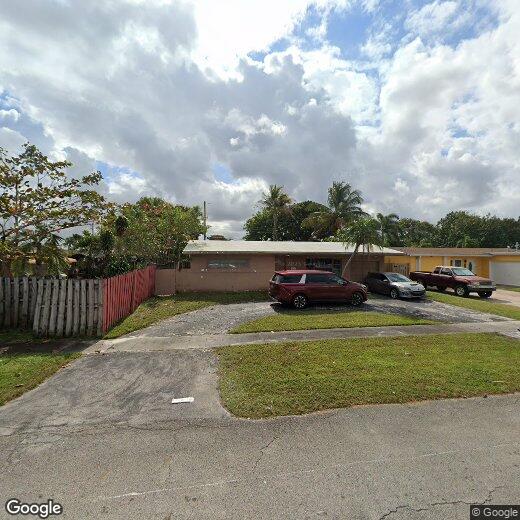 Primary Photo - 6420 NW 25th St