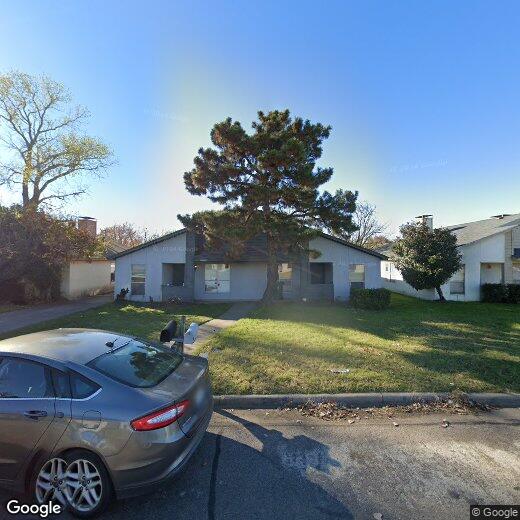 Primary Photo - 2724 Parkchester Dr