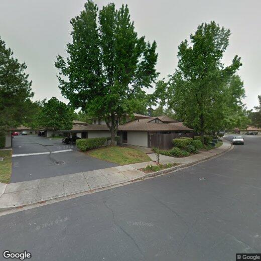 Primary Photo - 5468 Roundtree Pl