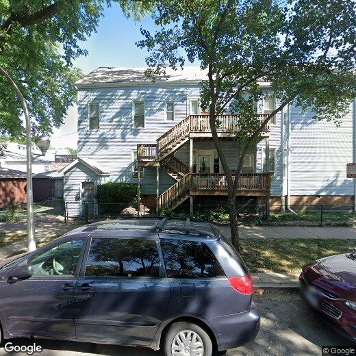 Primary Photo - 3704 N Greenview Ave