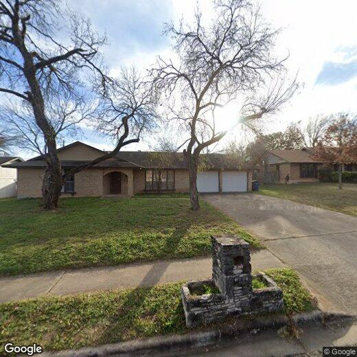 Primary Photo - 2203 Monarch Dr