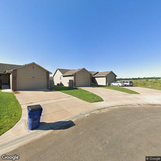 Primary Photo - 5633 N Lycee St