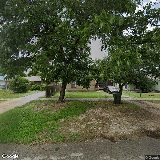 Primary Photo - 811 E Avenue B