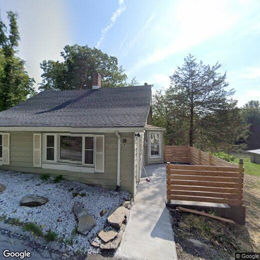 Primary Photo - 7 Cedar St