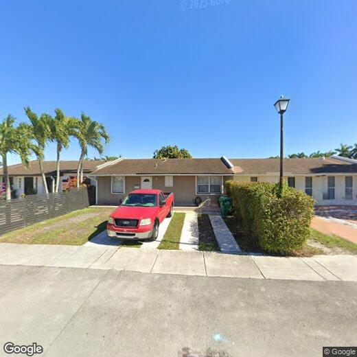 Primary Photo - 5421 SW 128th Ave