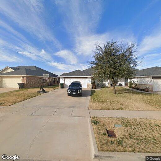 Primary Photo - 3/2/2 READY TO RENT!