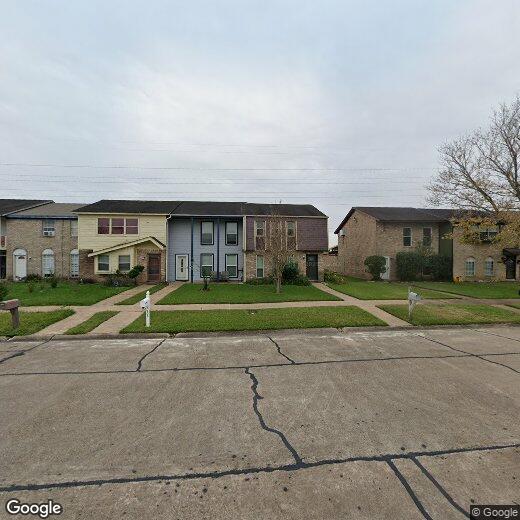Foto principal - 8306 Oakhaven Rd