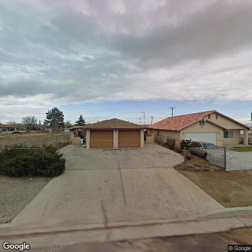 16528 Spruce St, Hesperia, CA 92345 Townhome Rentals in Hesperia CA