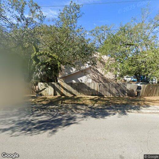 Primary Photo - 1644 E 16th St