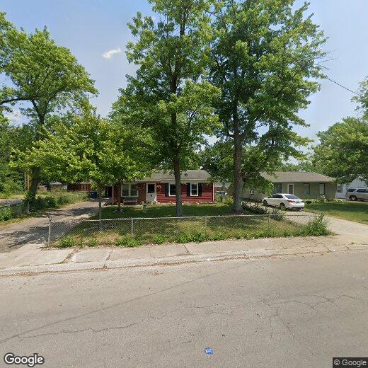 Primary Photo - 300 S Hillcrest Ave