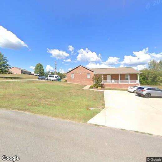 Primary Photo - The Oaks - 745