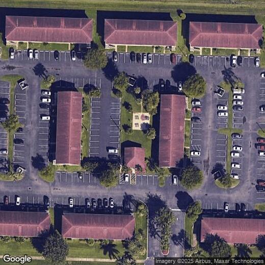 Primary Photo - 5101 Palm Hill Dr