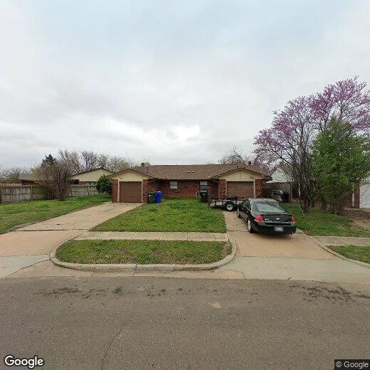 Primary Photo - 214 Skylark Ct