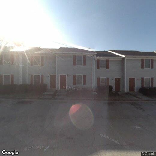 Primary Photo - 2640 Evans Mill Dr