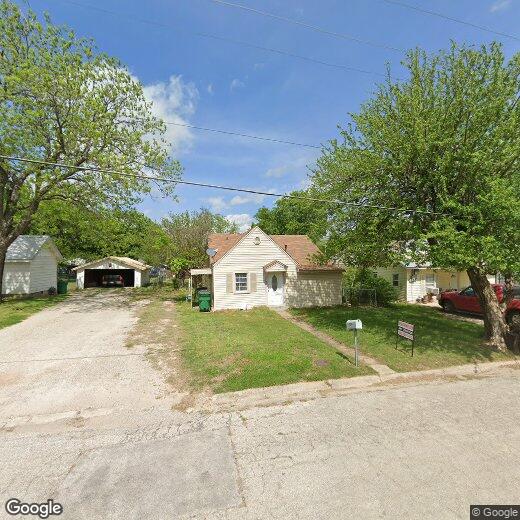 Foto principal - 309 Live Oak St