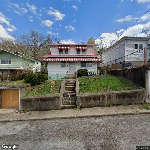 1516 Red Oak St, Charleston, WV 25387 House Rental in Charleston, WV