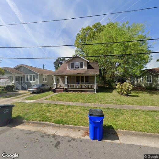 Primary Photo - 1007 Oakwood St