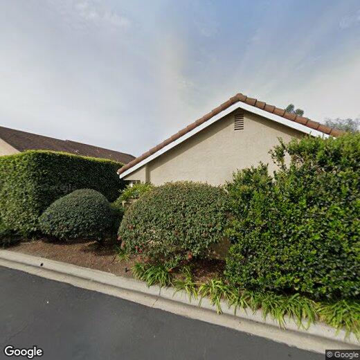 Primary Photo - 1750 Burgundy Rd