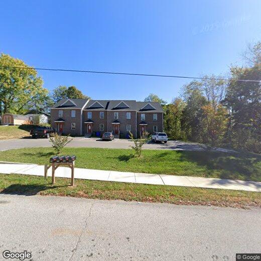 Foto principal - 3 Bedroom, 2.5 Bath Townhouse