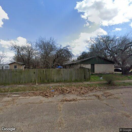 Primary Photo - 201 S Joyce St