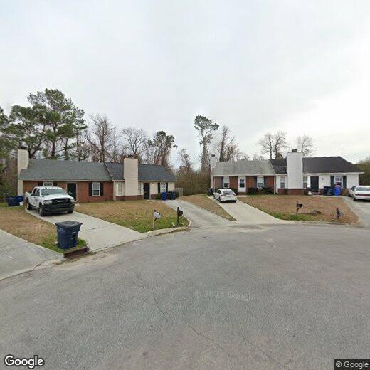 Primary Photo - 122 Creekview Dr