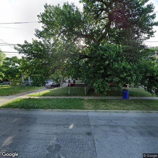 Primary Photo - 819 Lakeview Rd
