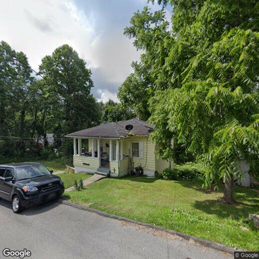 Primary Photo - 108 Ball St