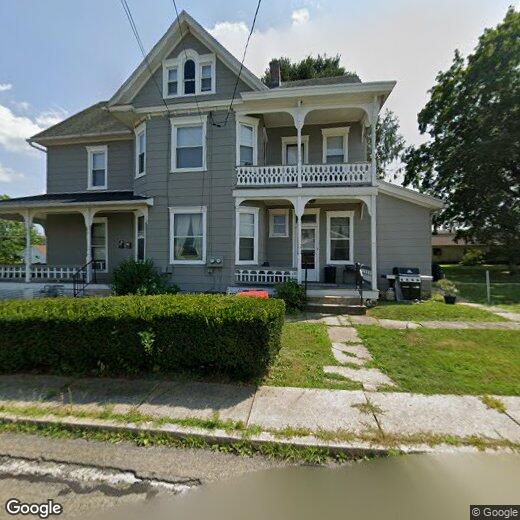 300 S 9th St, Lehighton, PA 18235 Apartment for Rent in Lehighton, PA