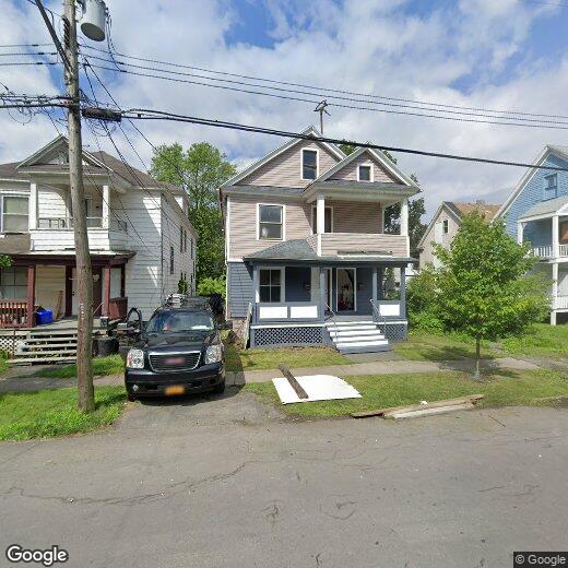 Primary Photo - 104 Hatch St