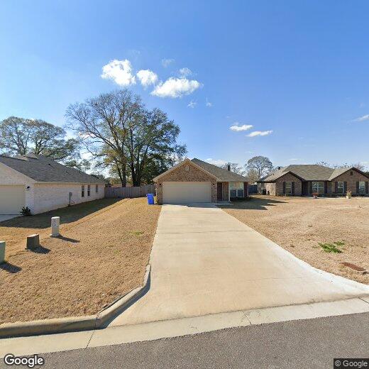 Primary Photo - 813 Sunset Ct