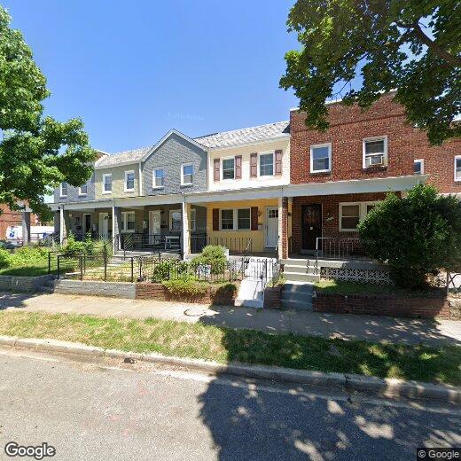 Primary Photo - 2004 E St NE
