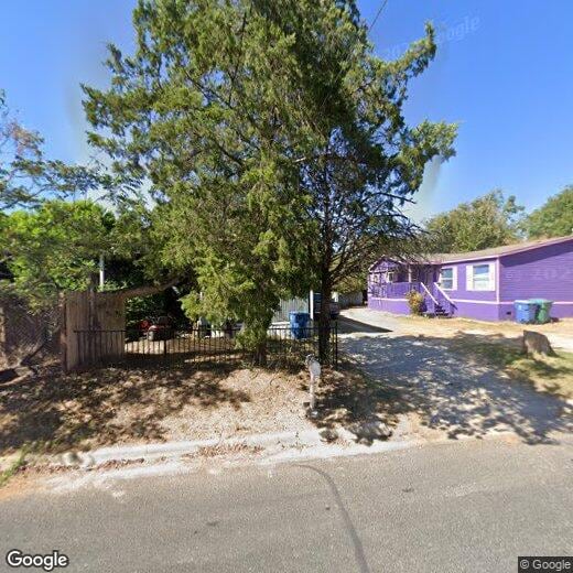 Foto principal - 404 W Cleveland St