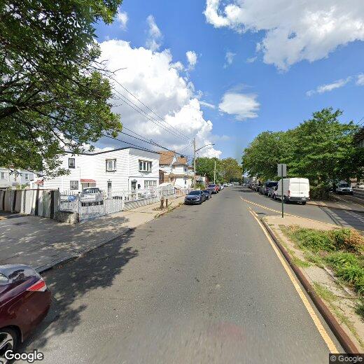 Foto principal - 84-24 103rd Ave