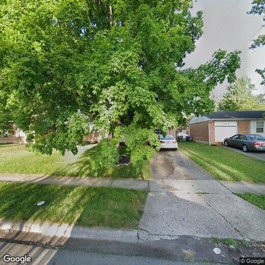 Primary Photo - 3 br, 1.5 bath House - 1870 Lonsdale Road