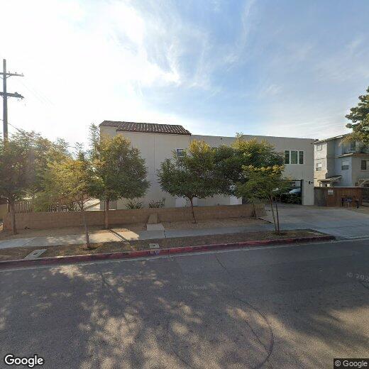 Primary Photo - 4540 Ingraham St